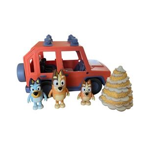 Bluey Heeler Family 4WD Vehicle Playset with Bluey Chilli Bingo Christmas Tree